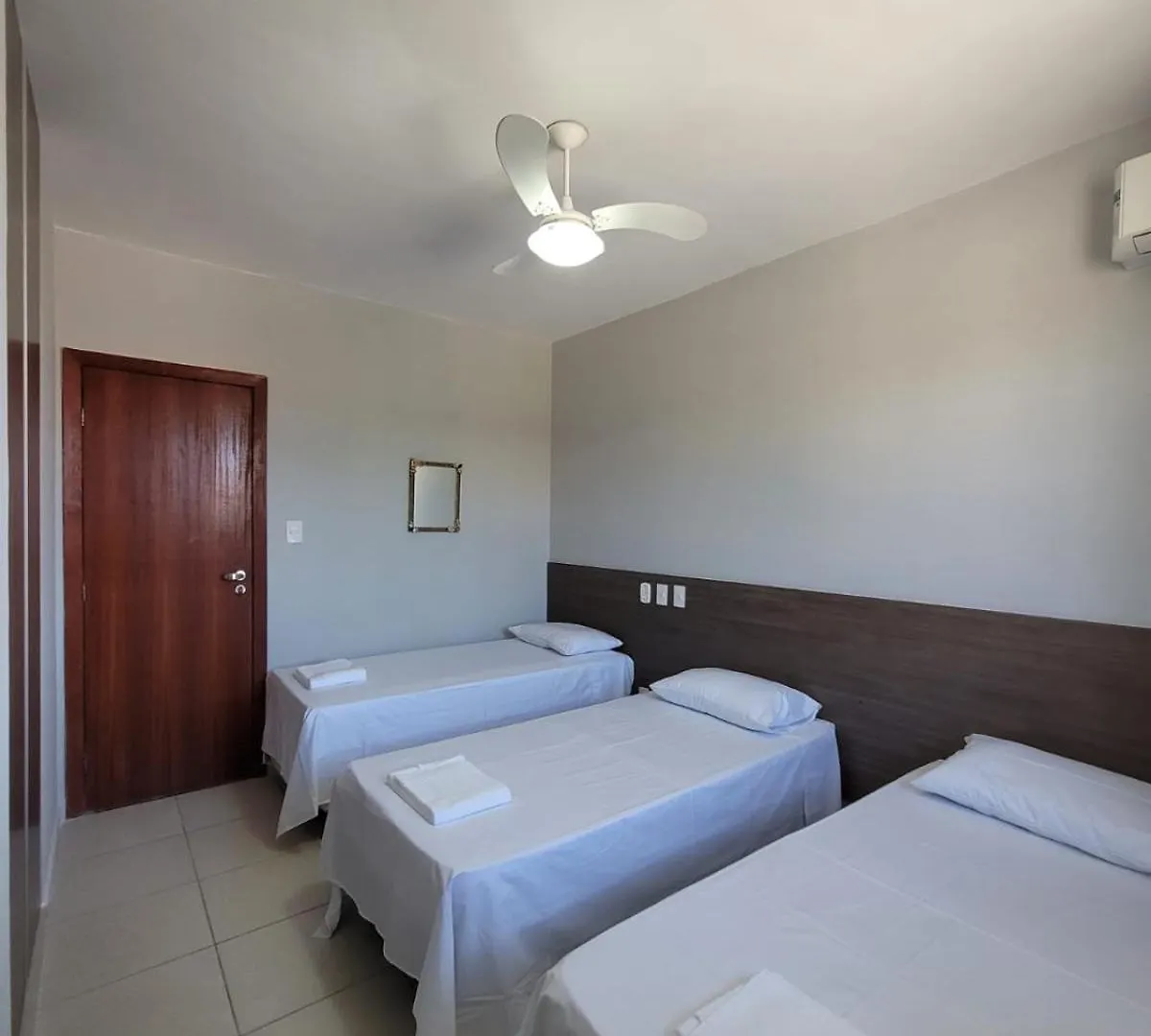 Residencial Jardins - Taperapuan - Apto Beira Mar Com 2 Qtos 1 Suite Ar Wifi Porto Seguro