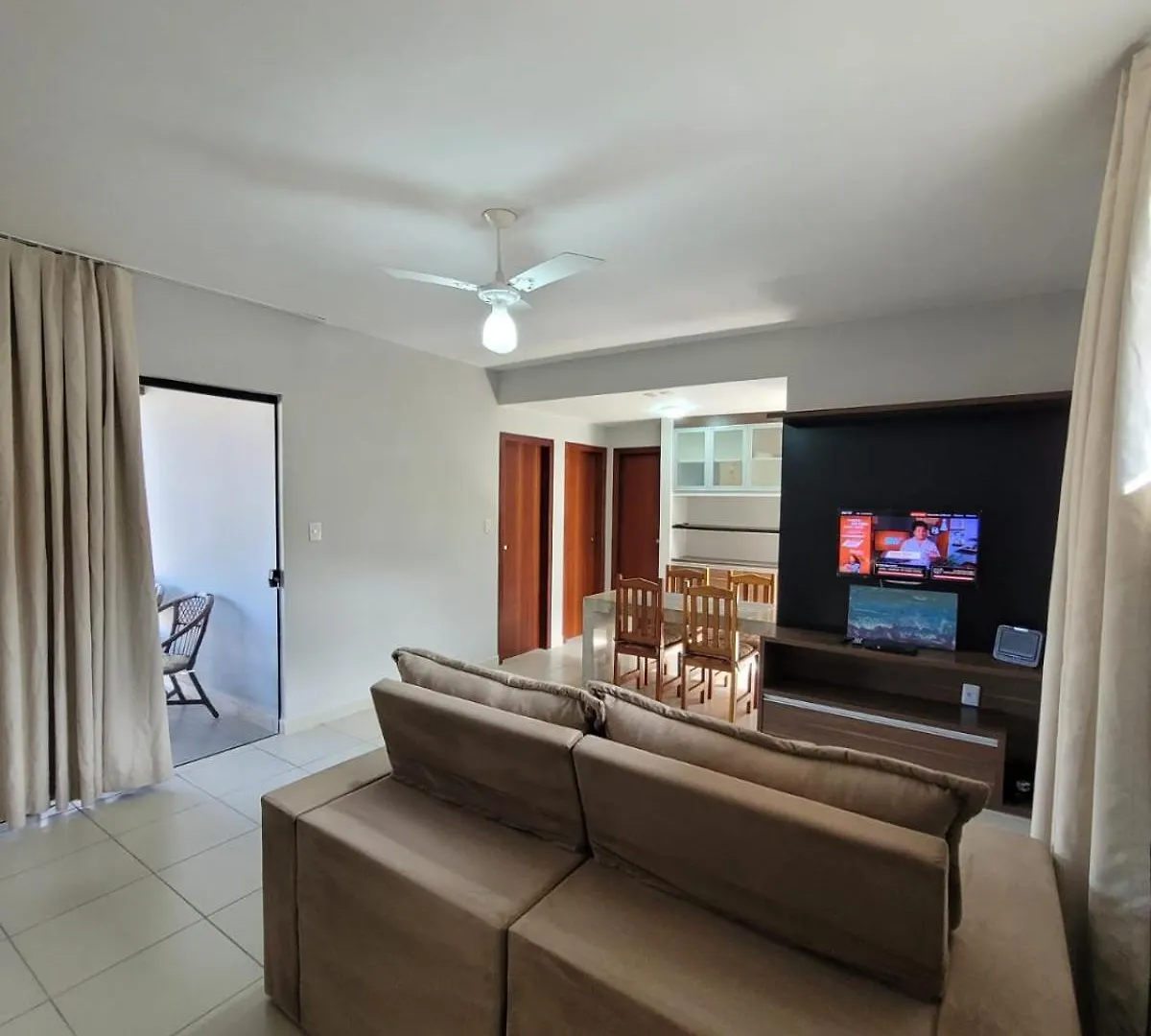 Residencial Jardins - Taperapuan - Apto Beira Mar Com 2 Qtos 1 Suite Ar Wifi Porto Seguro 0*,  Brasilien